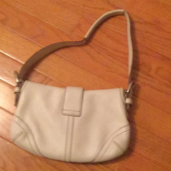 Coach, small hobo handbag - Picture 2 of 4